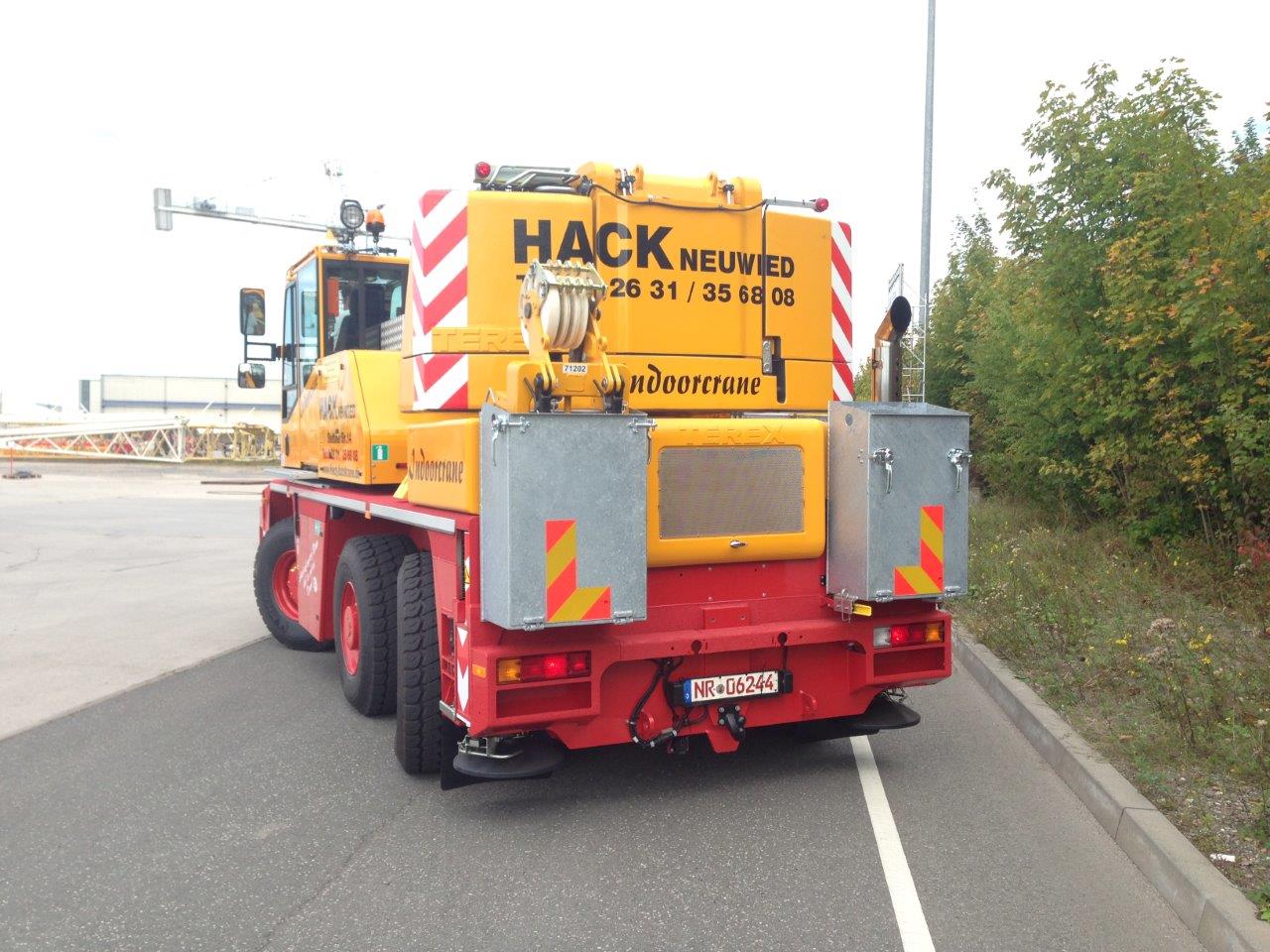 demagac402014005.jpg